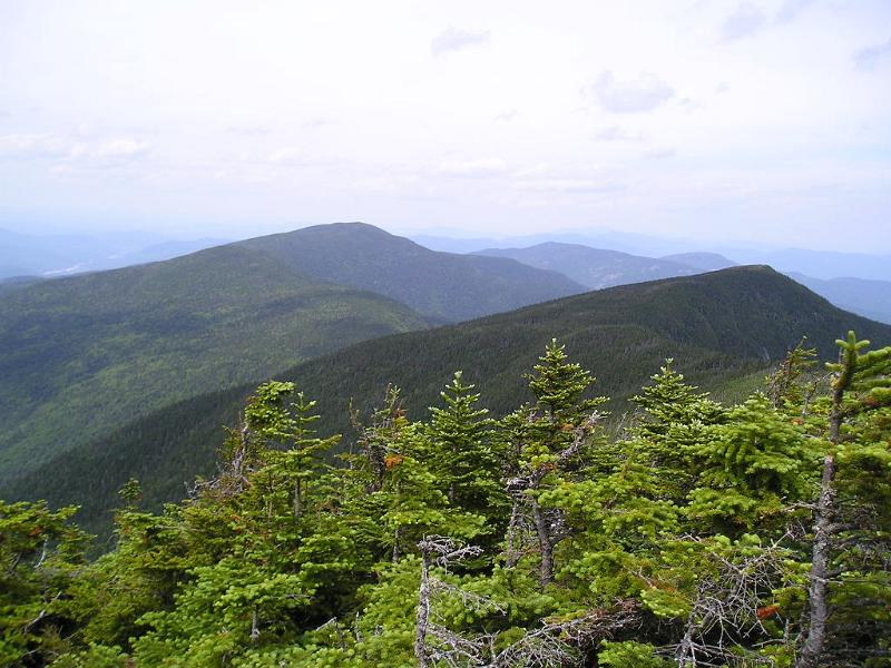 CarterDome (34).JPG - The Carter Dome view looking along the ridge.